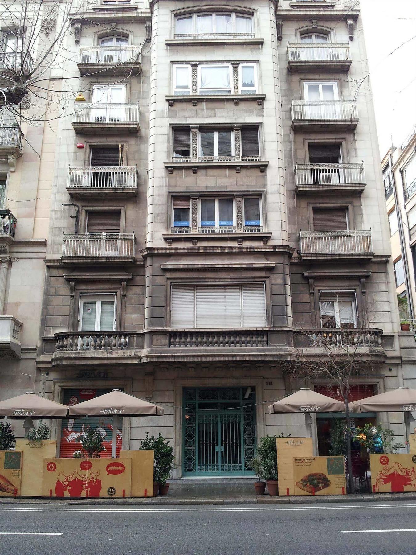 Somnio Hostels Barcelona Exterior foto